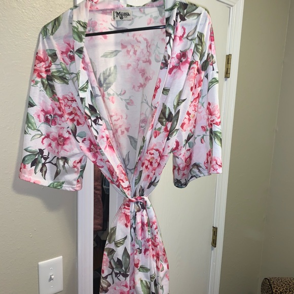 Show Me Your MuMu Other - Show Me Your Mumu Robe